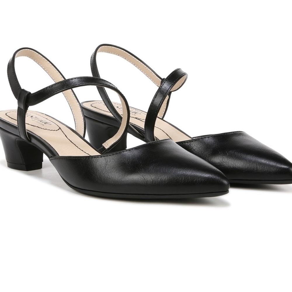 NWT Life Stride Black Women's Minimalist Pump size 9